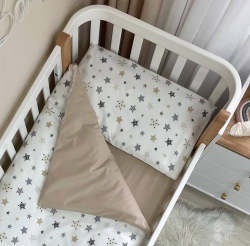Set lenjerie de schimb pentru patut bebe 3 piese Stelute bej